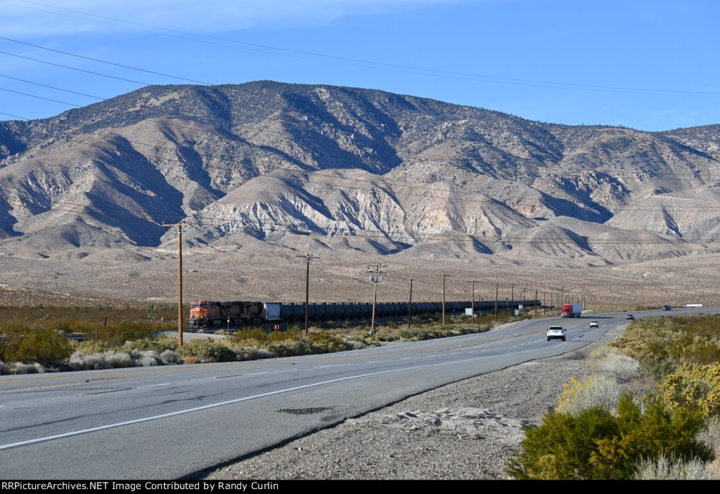 BNSF 5752 South